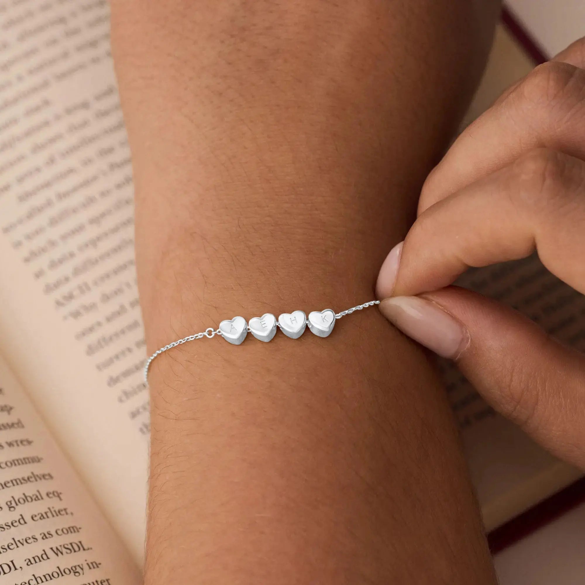 BRACELET INITIALE CŒUR PERSONNALISÉ