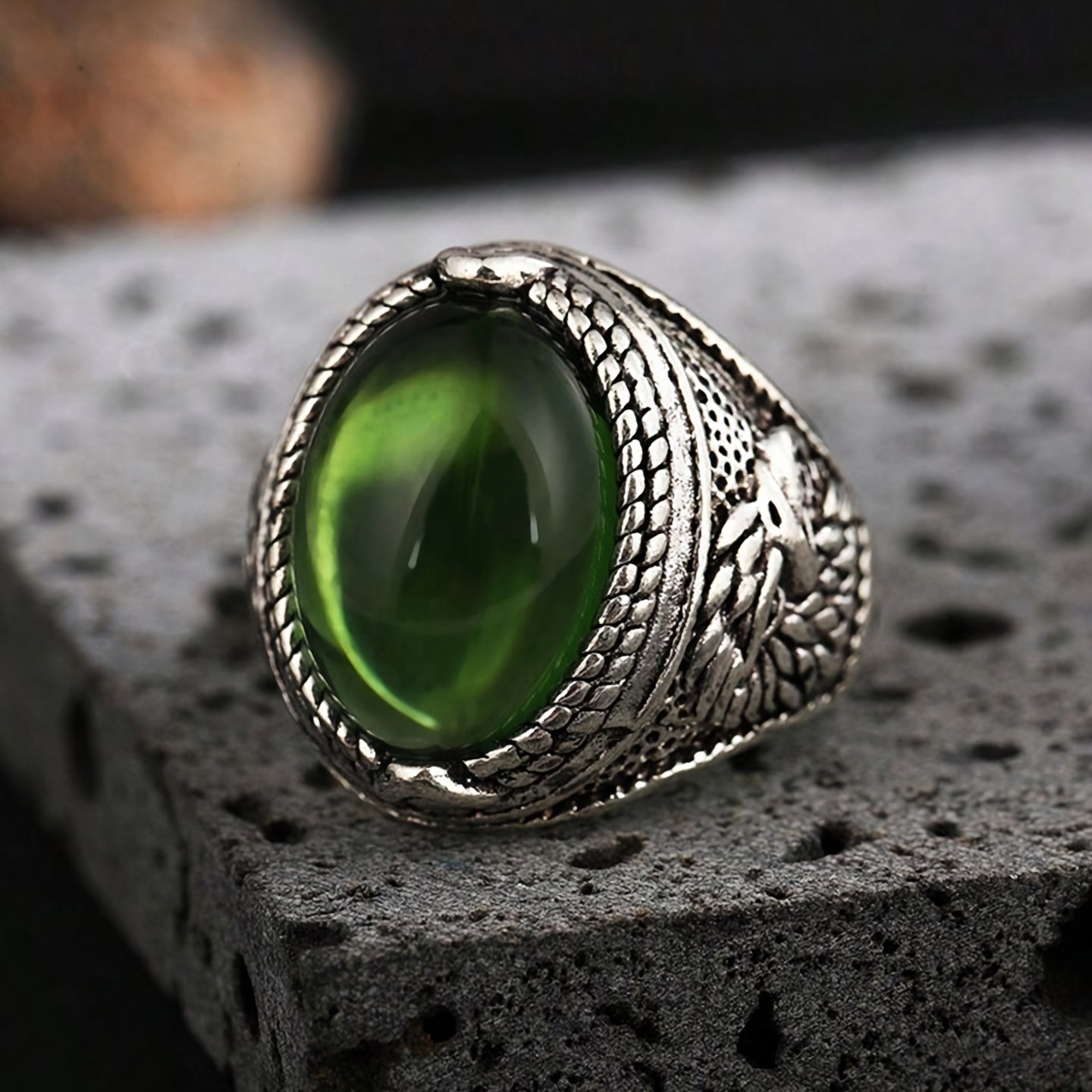 BAGUE VINTAGE VERT PIERRE DE LUNE ARGENT