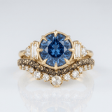 VINTAGE SAPPHIRE GOLDEN RING