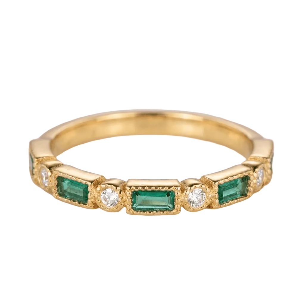 EMERALD STYLE ZIRCONIA BAND RING
