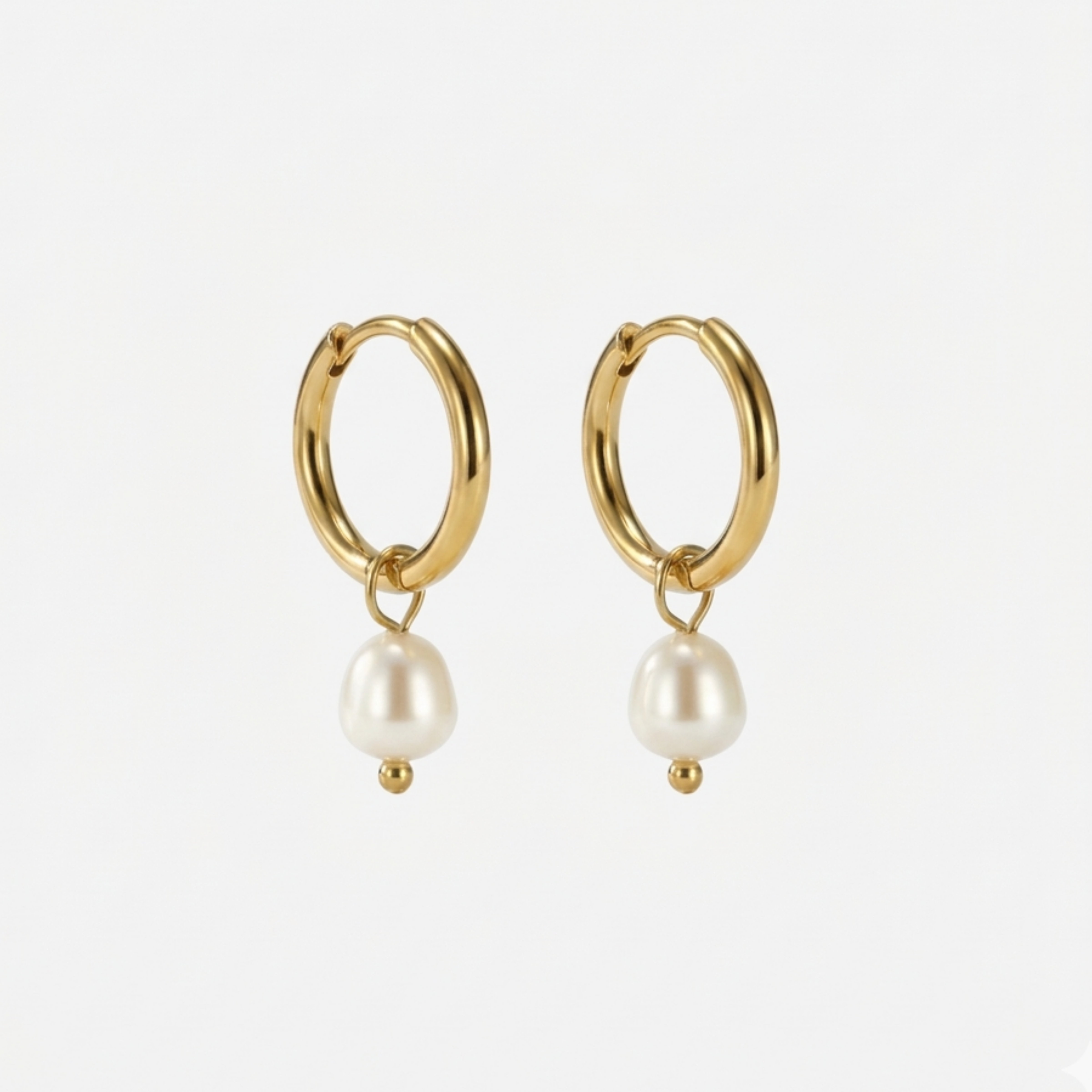 Peggy Pearl Earrings
