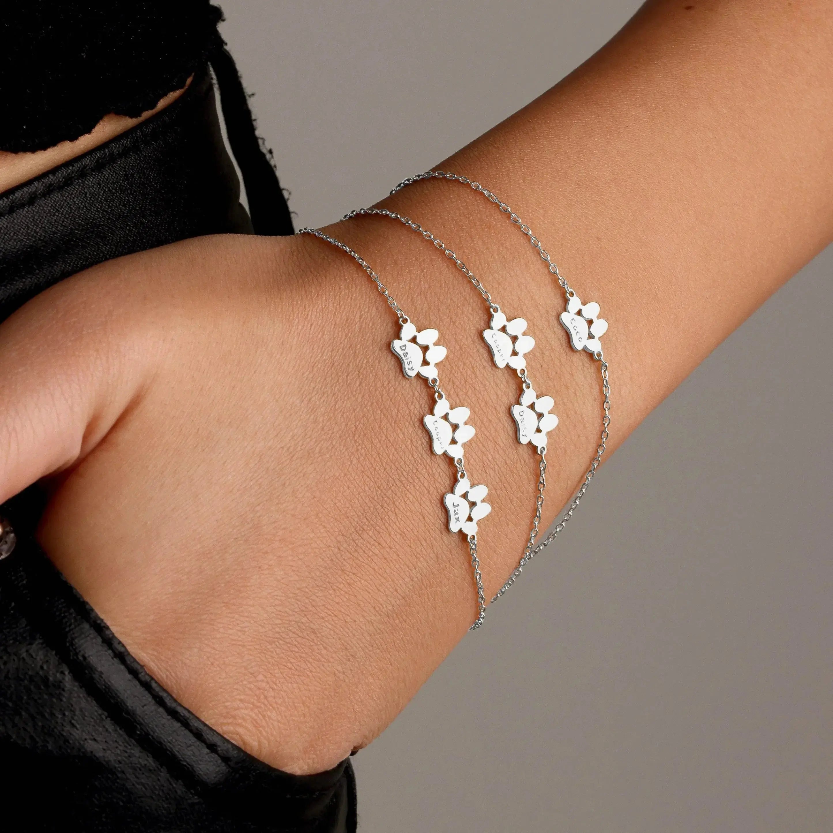 BRACELET PRÉNOM AVEC PATTE PERSONNALISÉ
