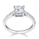 Leontina Gualtieri Ring | White Gold