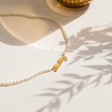 COLLIER AVEC PRÉNOM ET PERLES D'EAU DOUCE