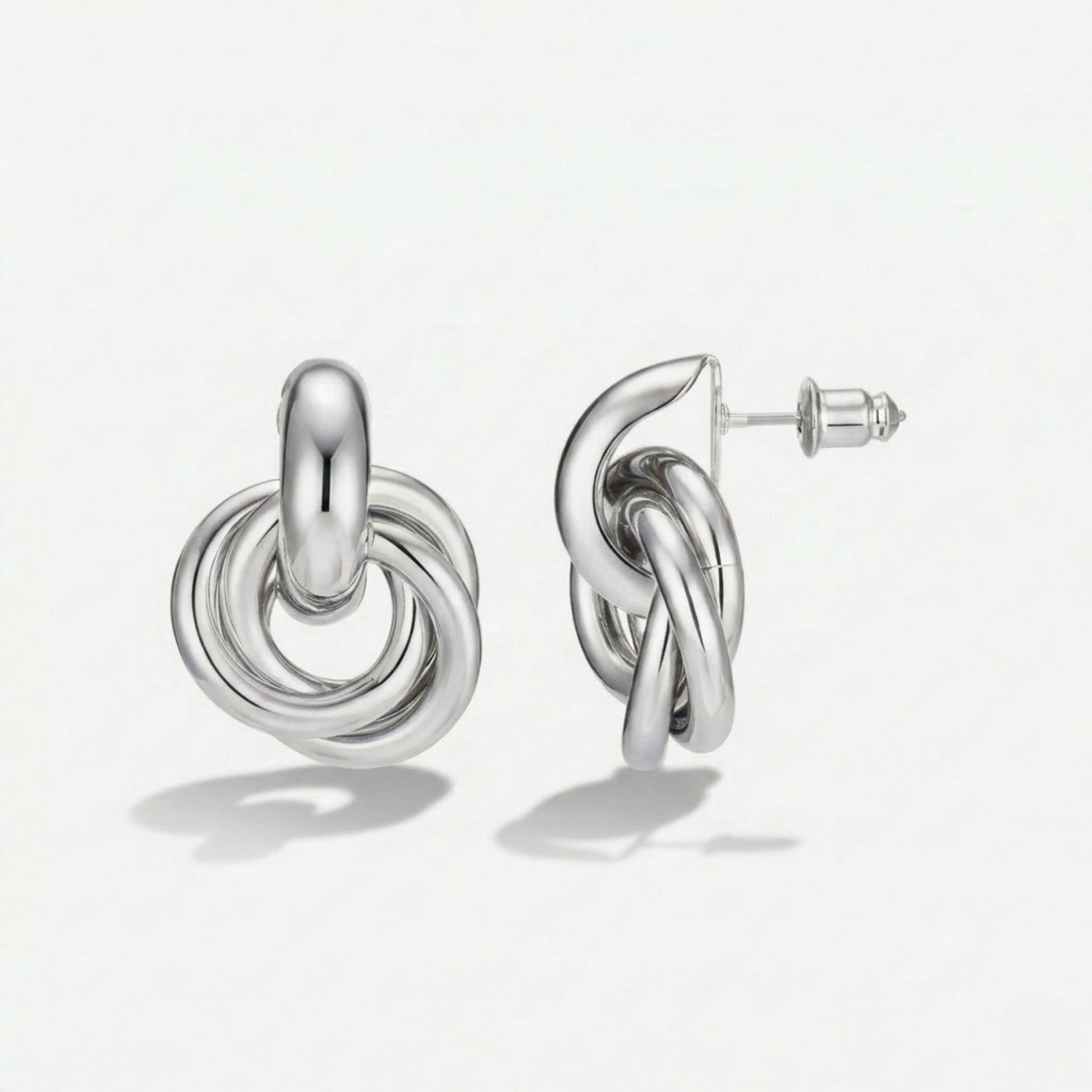 Daphne Earrings | White Gold