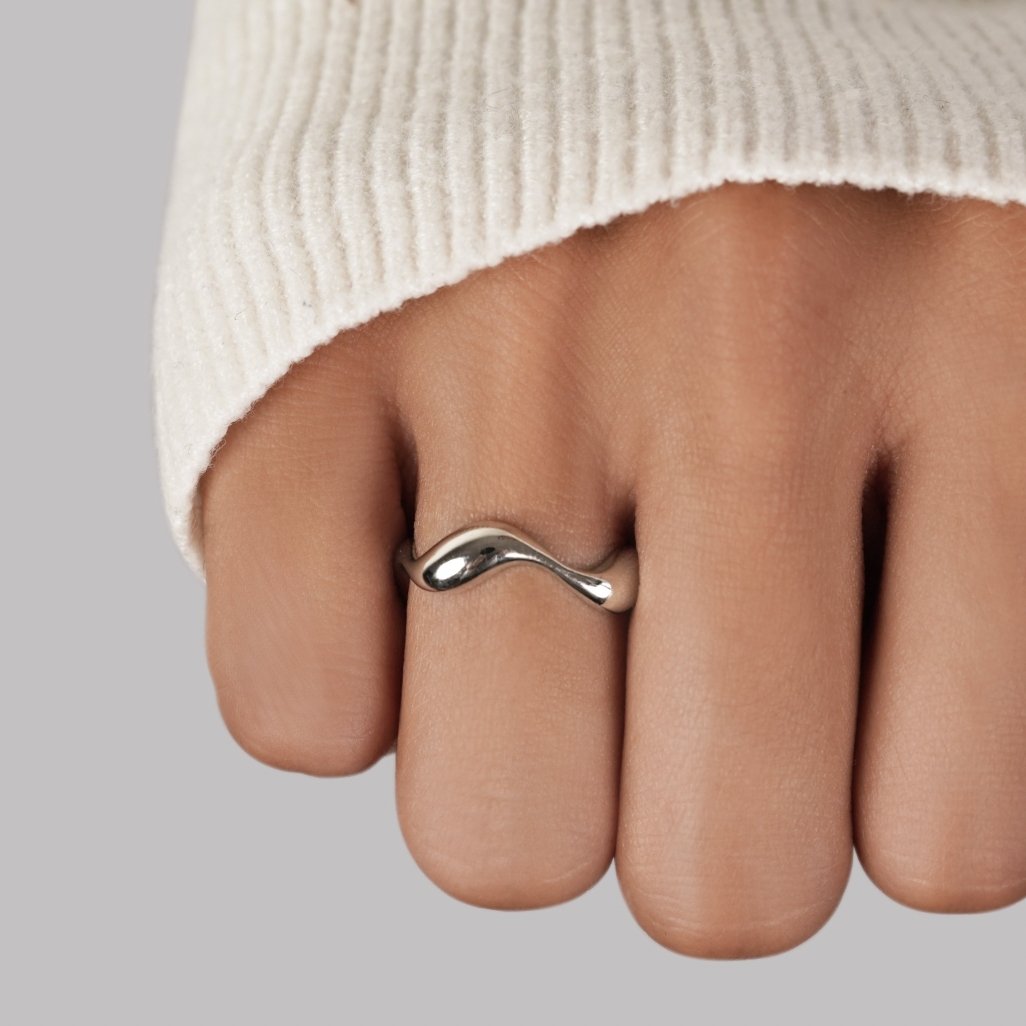 Wave Adjustable Ring - Silver