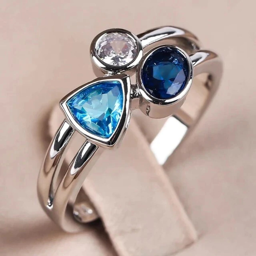 BAGUE VINTAGE BLEU CRISTAUX