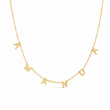 COLLIER AVEC UNE LETTRE