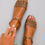Victoire | Sandales dorées Charme d'été
