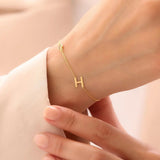 BRACELET INITIALE LATÉRALE PERSONNALISÉ