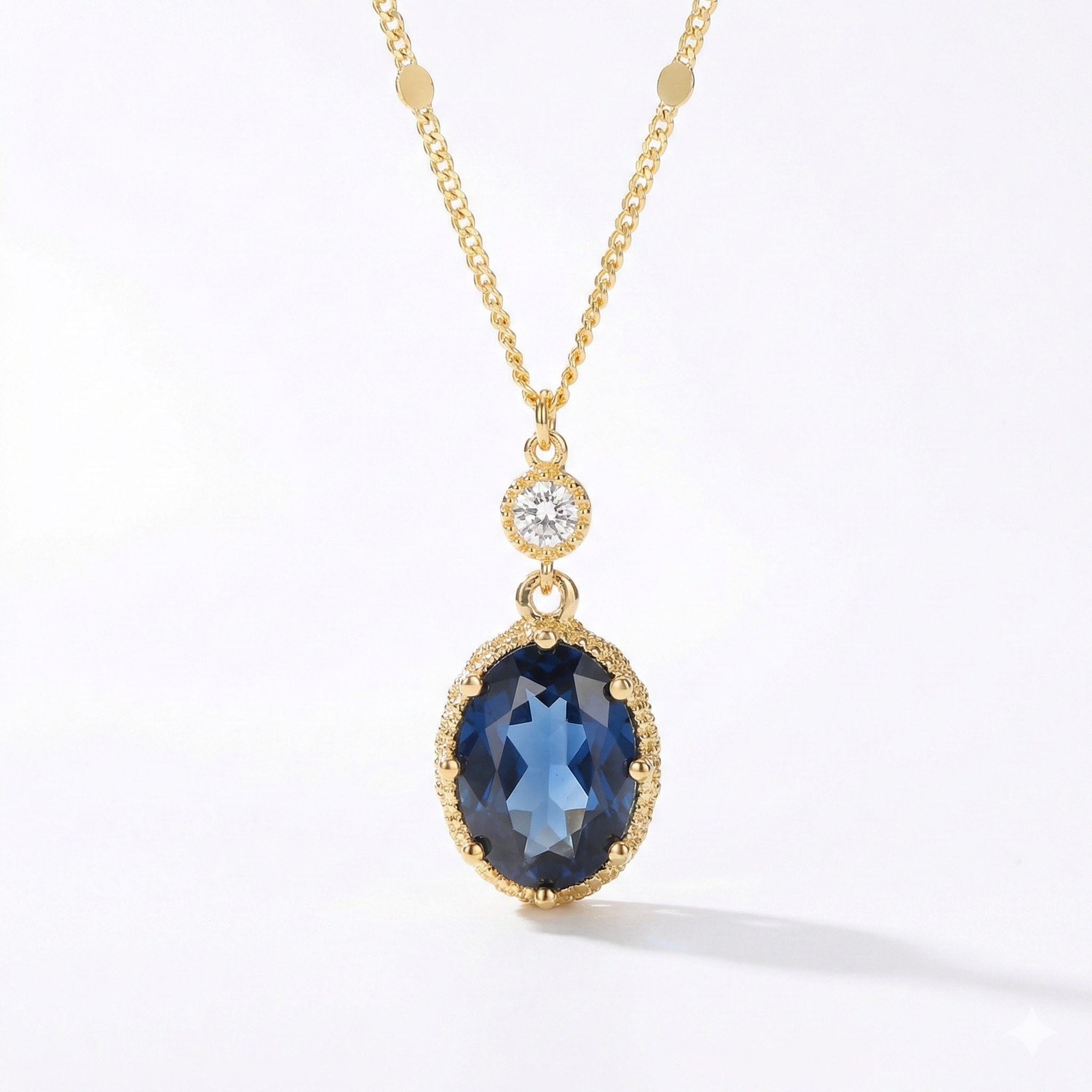Thessia Lunebray Gold Necklace
