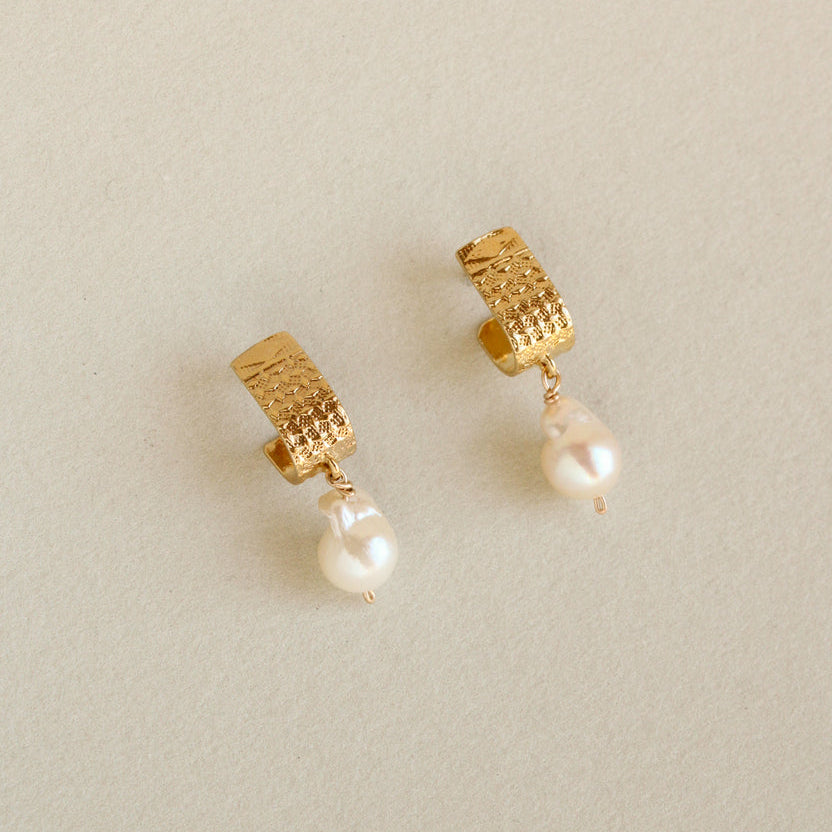 Boucles d'Oreilles Vintage Plaqué Or & Perle