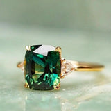 BAGUE ÉLÉGANT CARRÉ ÉMERAUDE