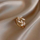 BAGUE BLANC OPALE FEUILLE RÉGLABLE