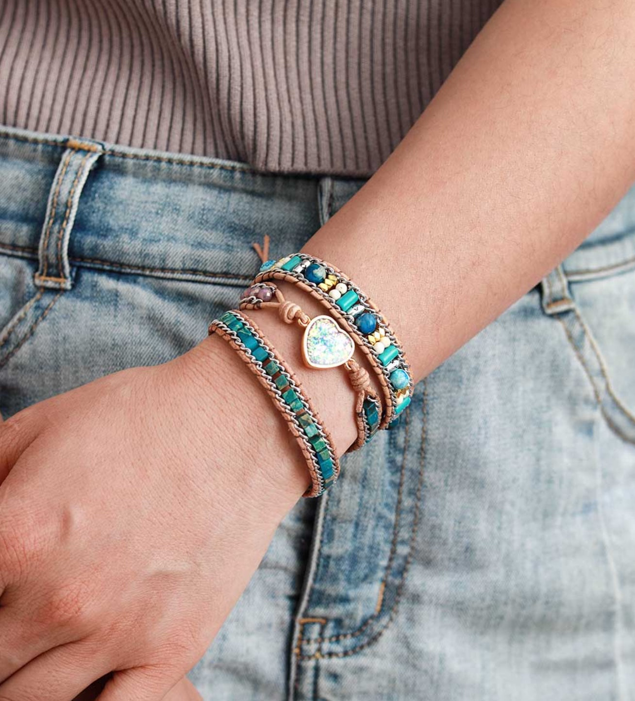 BRACELET