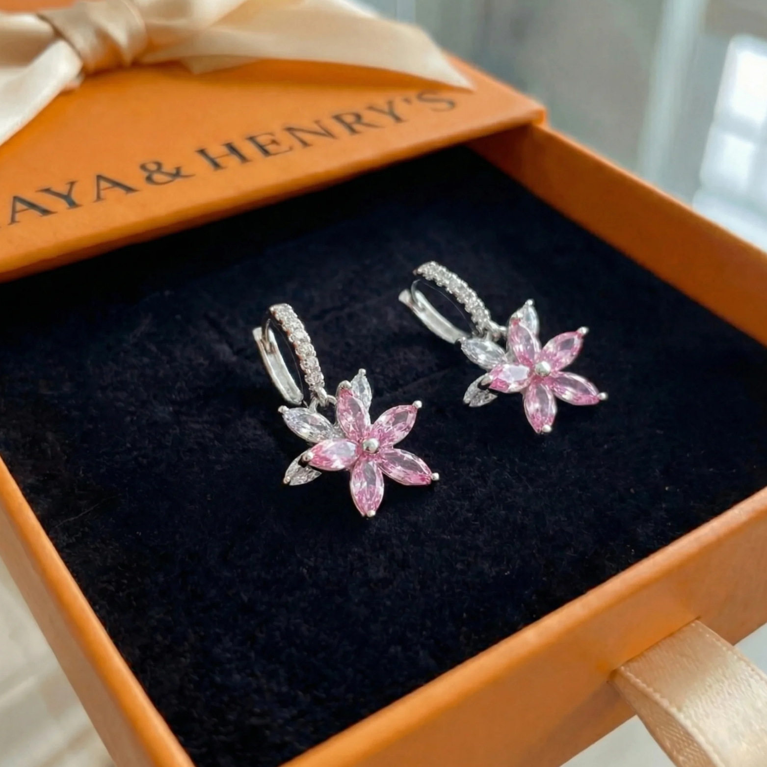 Boucles d'Oreilles Thalia Rose Éclat de Pétale | Or Blanc