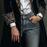 Blazer Slim Fit Nero con Stampa Barocca da Donna