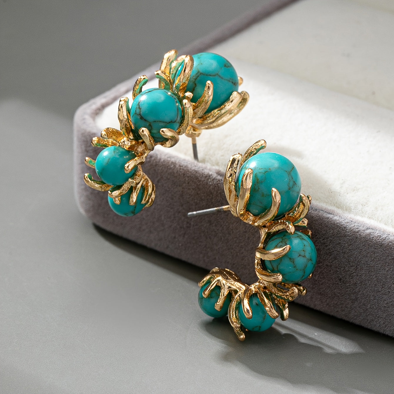 BOUCLES D'OREILLES TURQUOISE PERLÉ FLEUR DESIGN