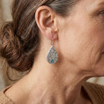 BOUCLES D'OREILLES RÉTRO SCULPTÉ FLEURS GOUTTE FORME TURQUOISE PIERRE PRÉCIEUSE CROCHET