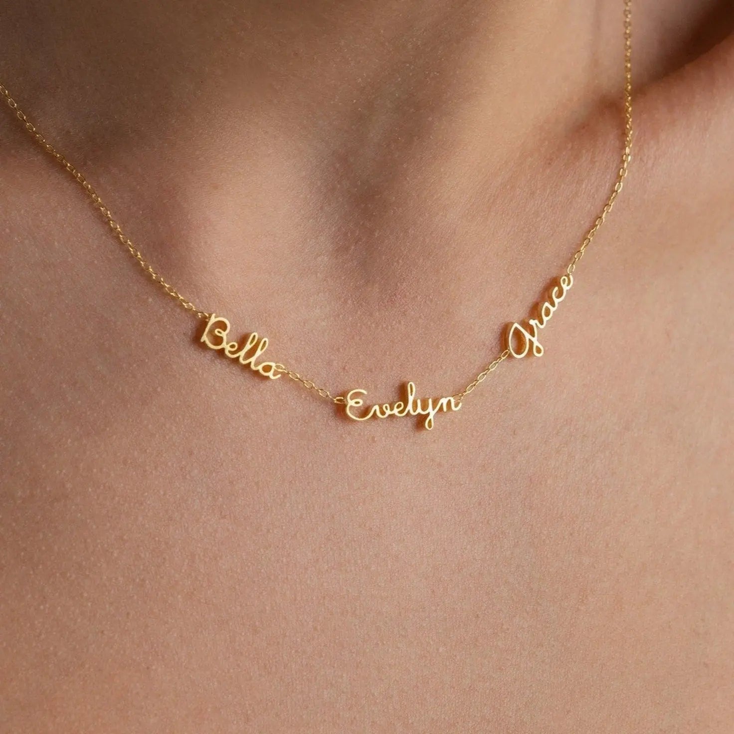 COLLIER DÉLICAT MULTI-PRÉNOMS