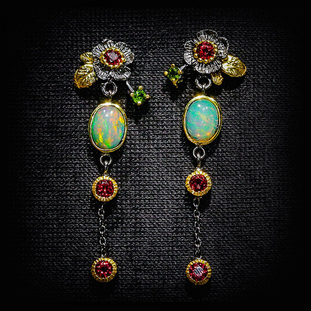 BOUCLES D'OREILLES ÉCLAT OPALE RUBIS