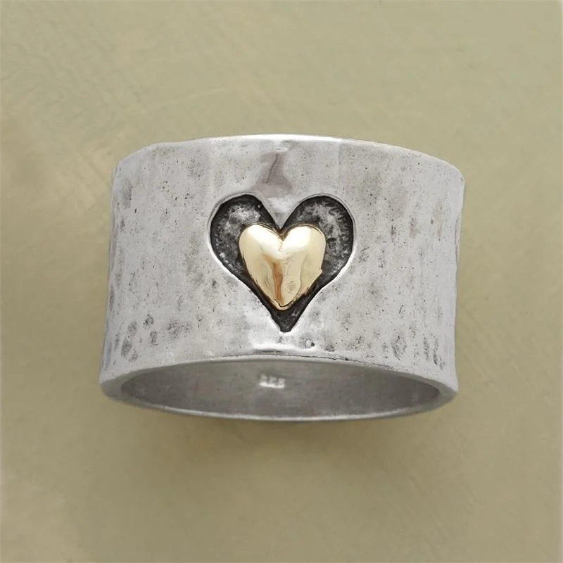 BAGUE VINTAGE CŒUR