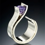 BAGUE VINTAGE VIOLET ZIRCONE ARGENT