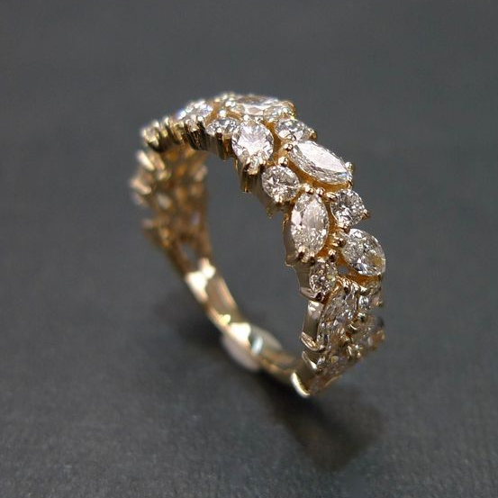 BAGUE VINTAGE ÉCLATANT DORÉ
