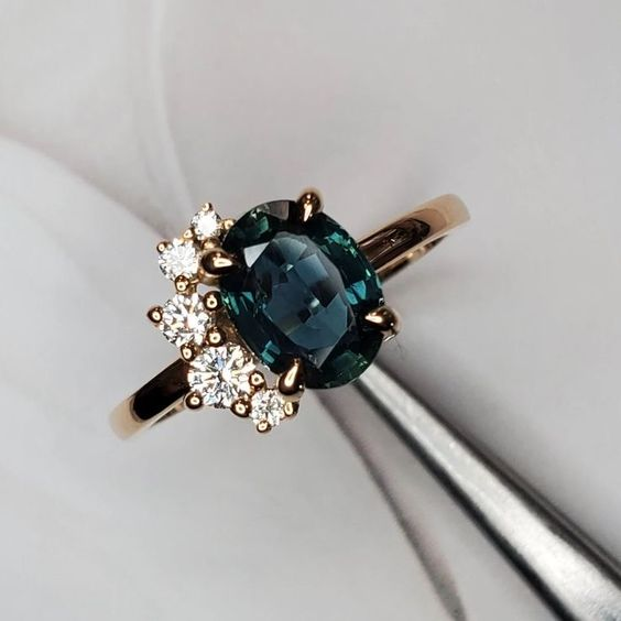BAGUE VINTAGE BLEU CRISTAL ZIRCONE