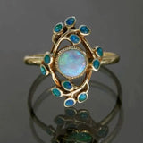 BAGUE BLEU VINTAGE CRISTAUX ET OPALE