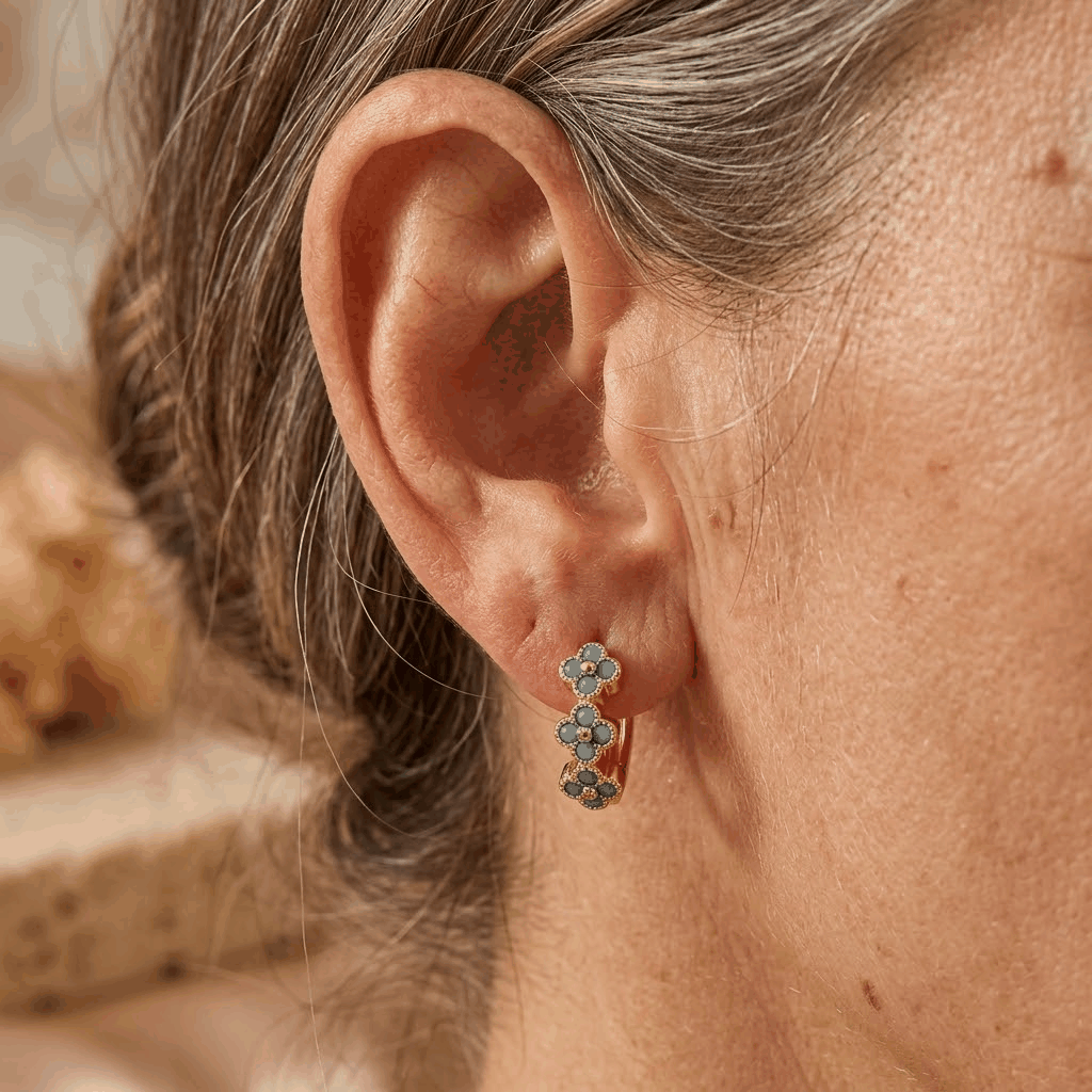 BOUCLES D'OREILLES CLASSIQUE TURQUOISE FLEUR PLAQUÉ OR CRÉOLE