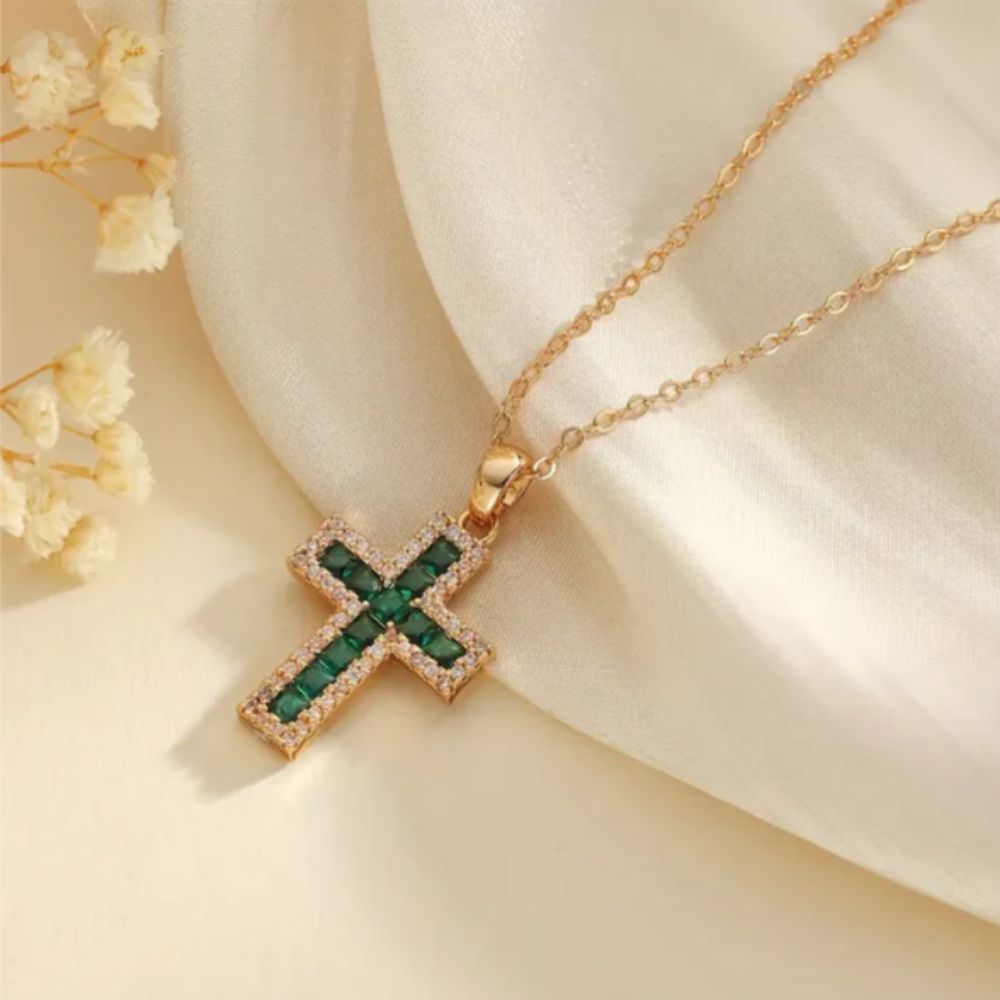 Collier Solene Émeraude Croix Pendentif Or