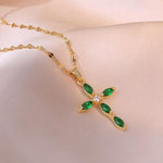 Collier Émeraude Croix