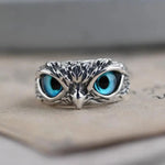BAGUE HIBOU DE BONNE CHANCE RÉGLABLE EN ARGENT ET OPALE