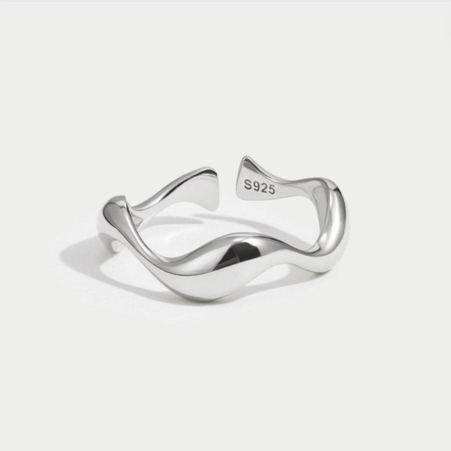Wave Adjustable Ring - Silver