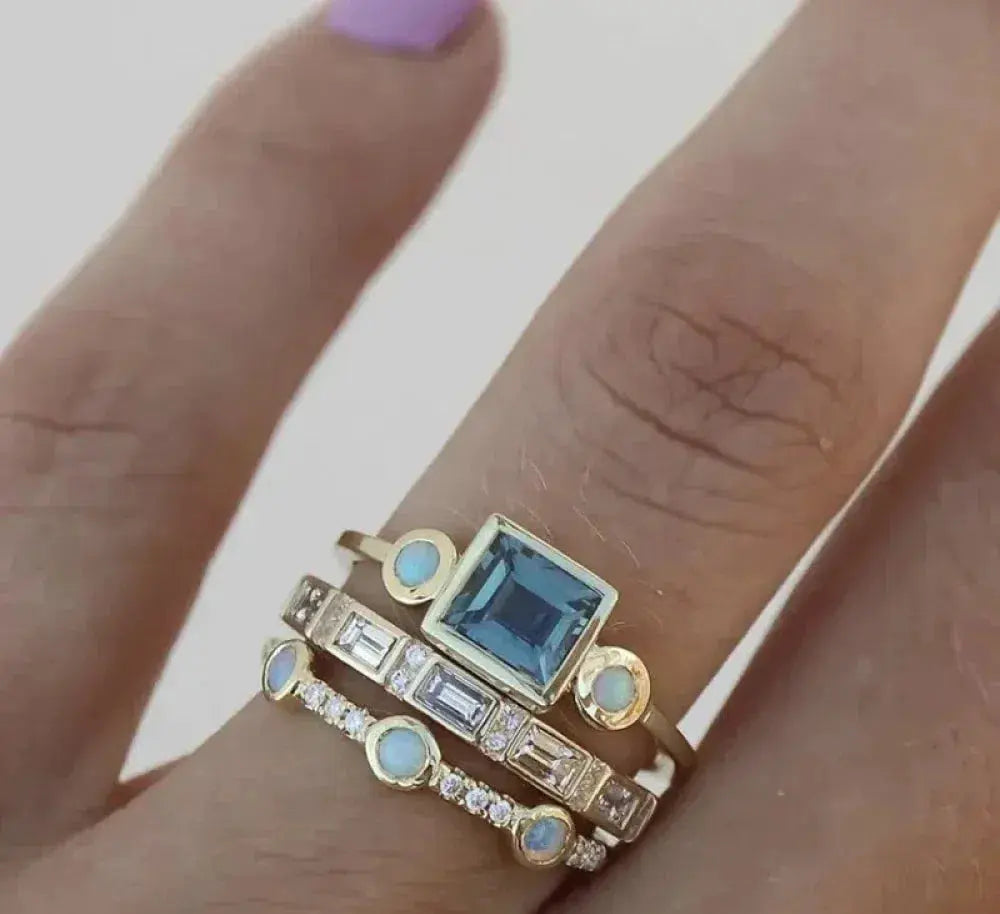 BAGUE VINTAGE BLEU CRISTAL